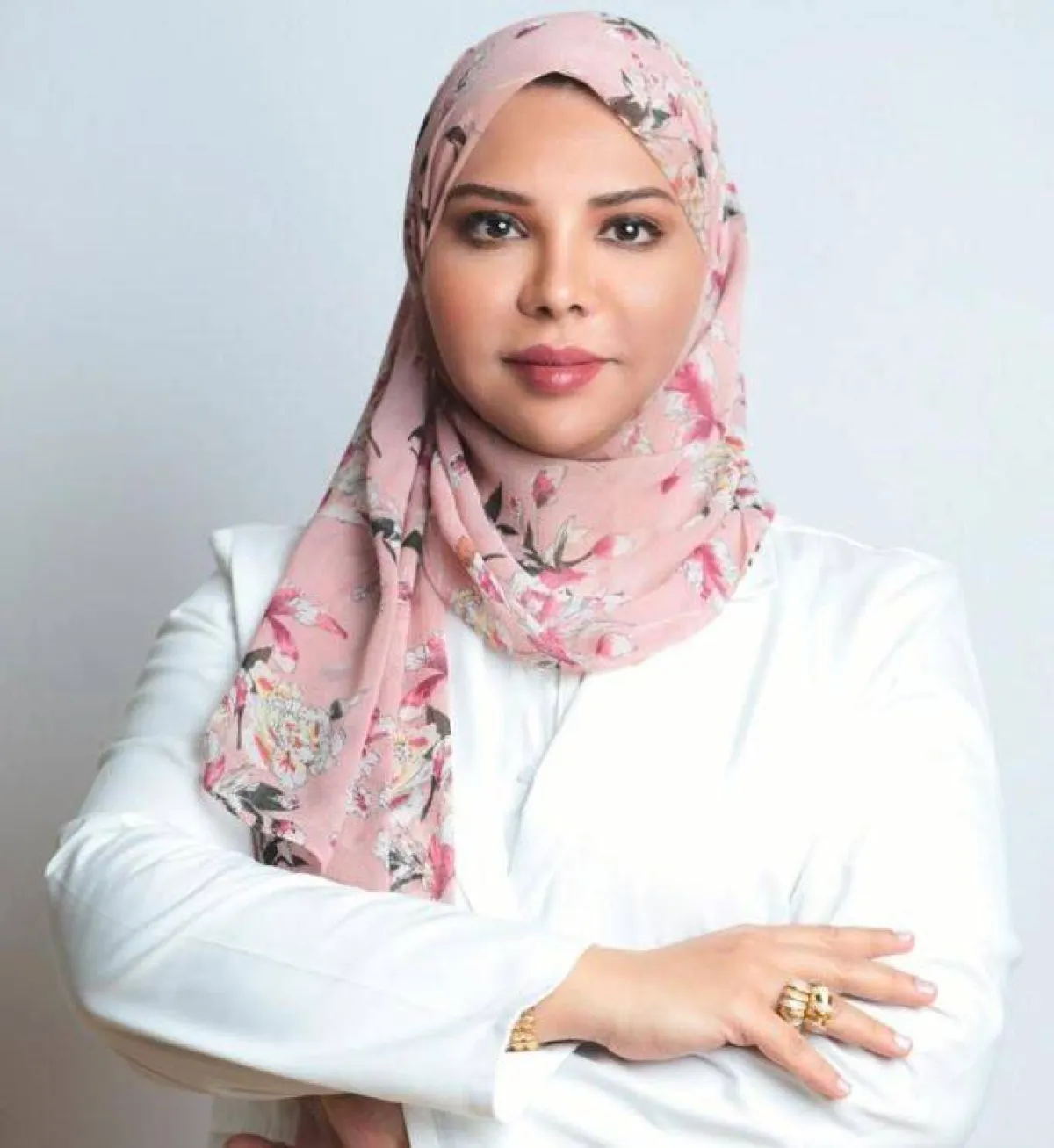  أخصائية الجلدية والتجميل اسماء حجازي