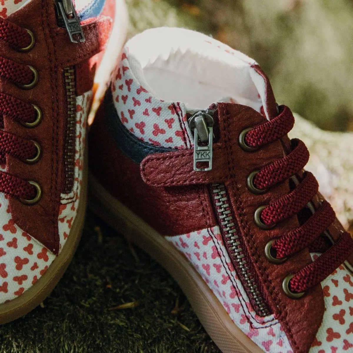 صورة الحذاء القابل للتمدد