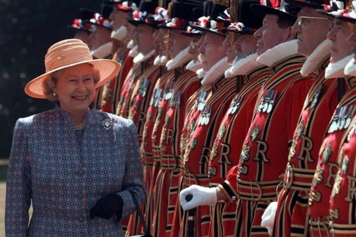 الملكة إليزابيث- الصورة من حساب The Royal Family على إنستغرام