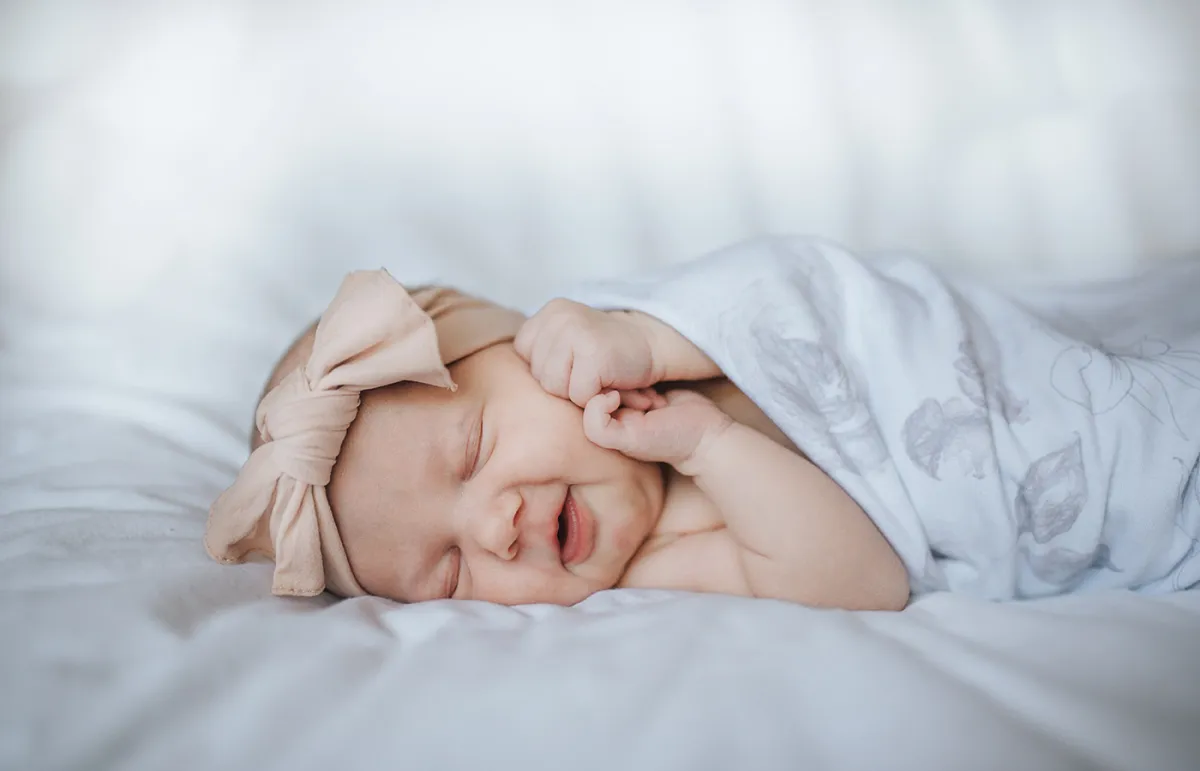 علاج الحازوقة عند حديثي الولادة