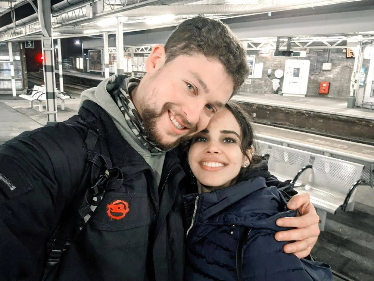 نور دياب برفقة خطيبها - الصورة من حسابها على انستغرام