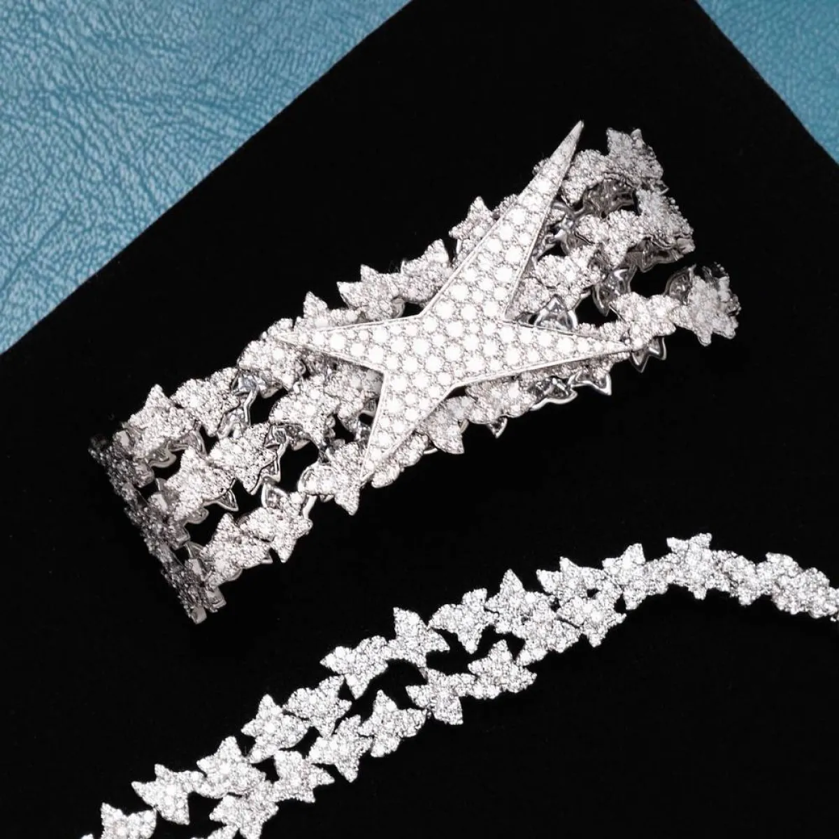 صورة من حساب مجوهرات Mauboussin على انستغرام