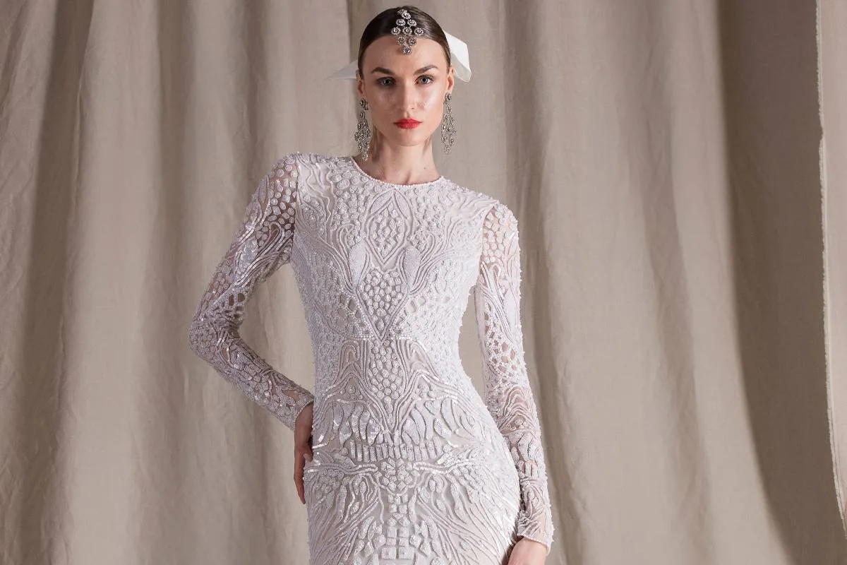 موديلات فساتين زفاف ضيّقة