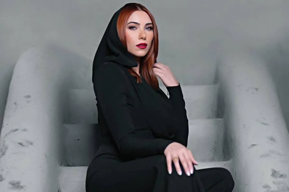 إطلالات دانييلا رحمة باللون الأسود