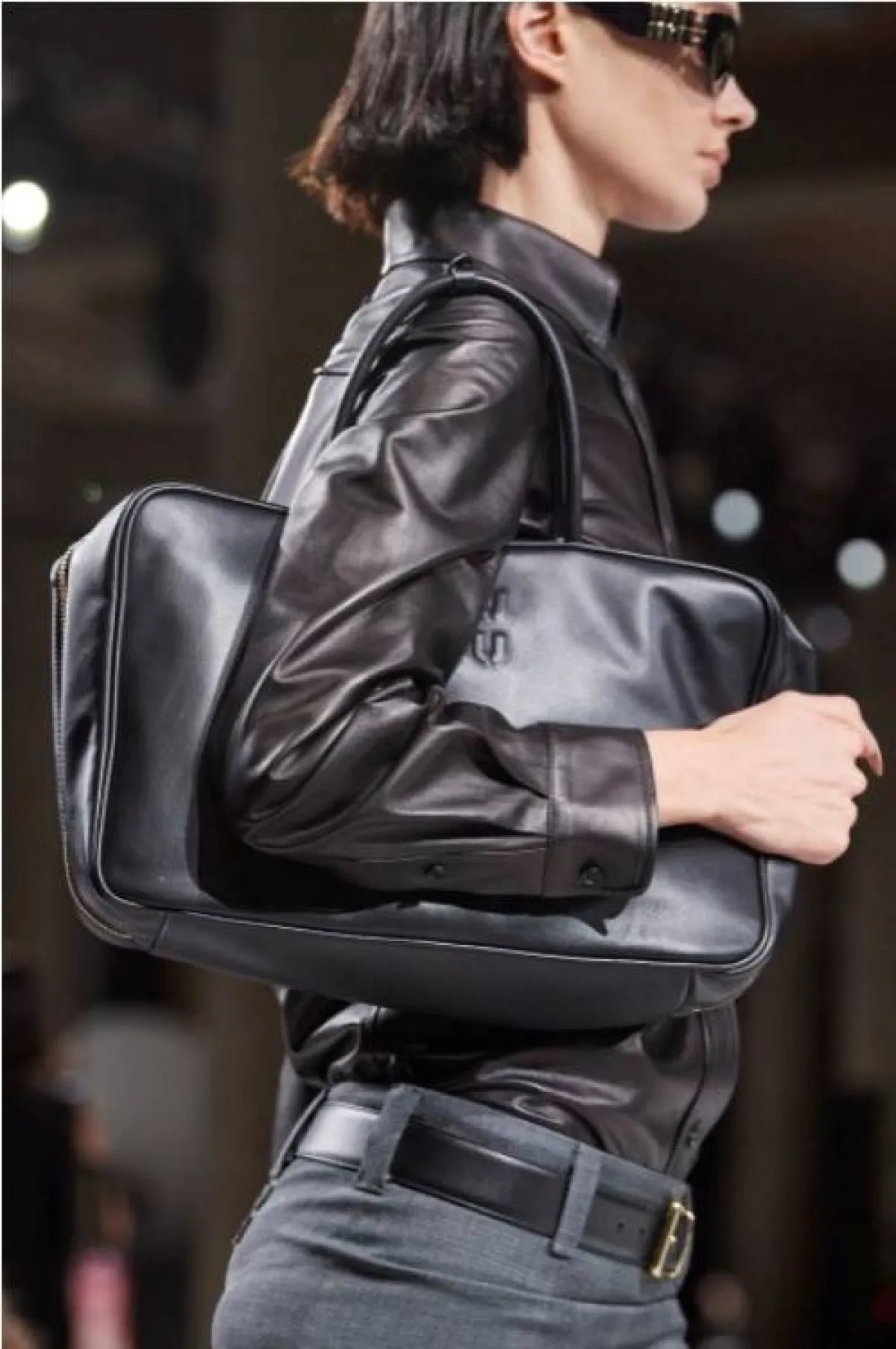 تنسيق الحزام من ميو ميو  Miu Miu