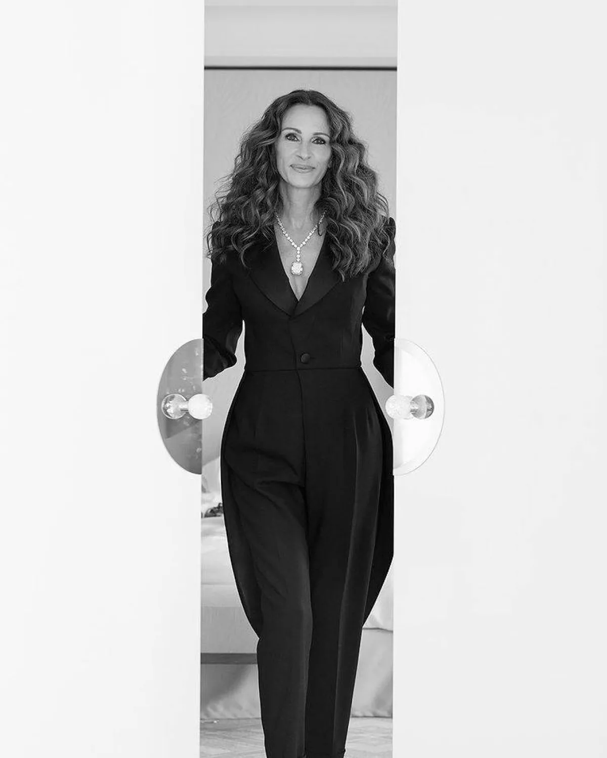 صورة من حساب دار شوبارد على انستغرام