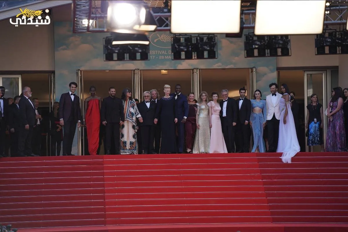 إطلالات كان في اليوم الرابع