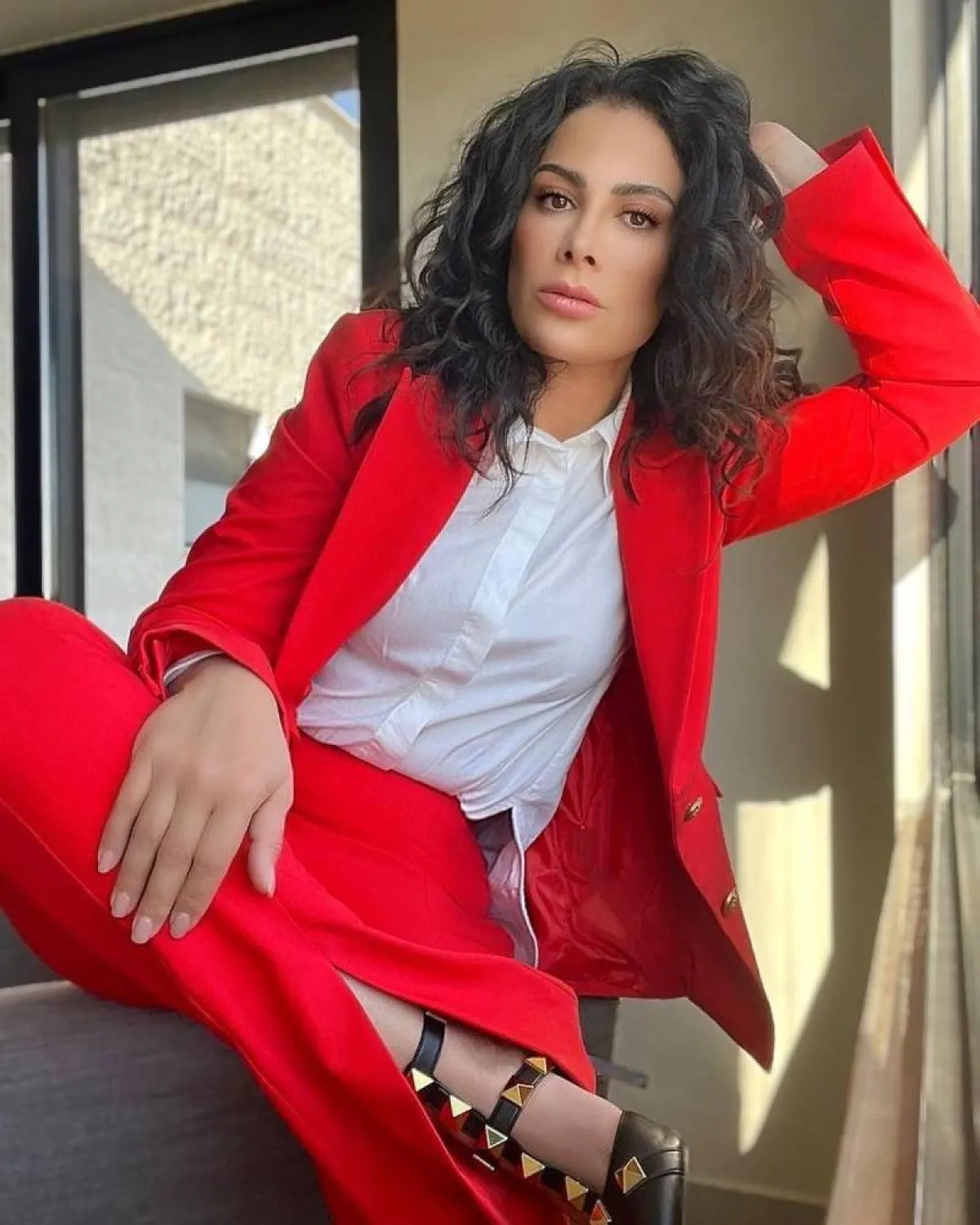 إطلالة صبا مبارك الجديدة - صورة من صفحتها الرسمية على " انستغرام" 