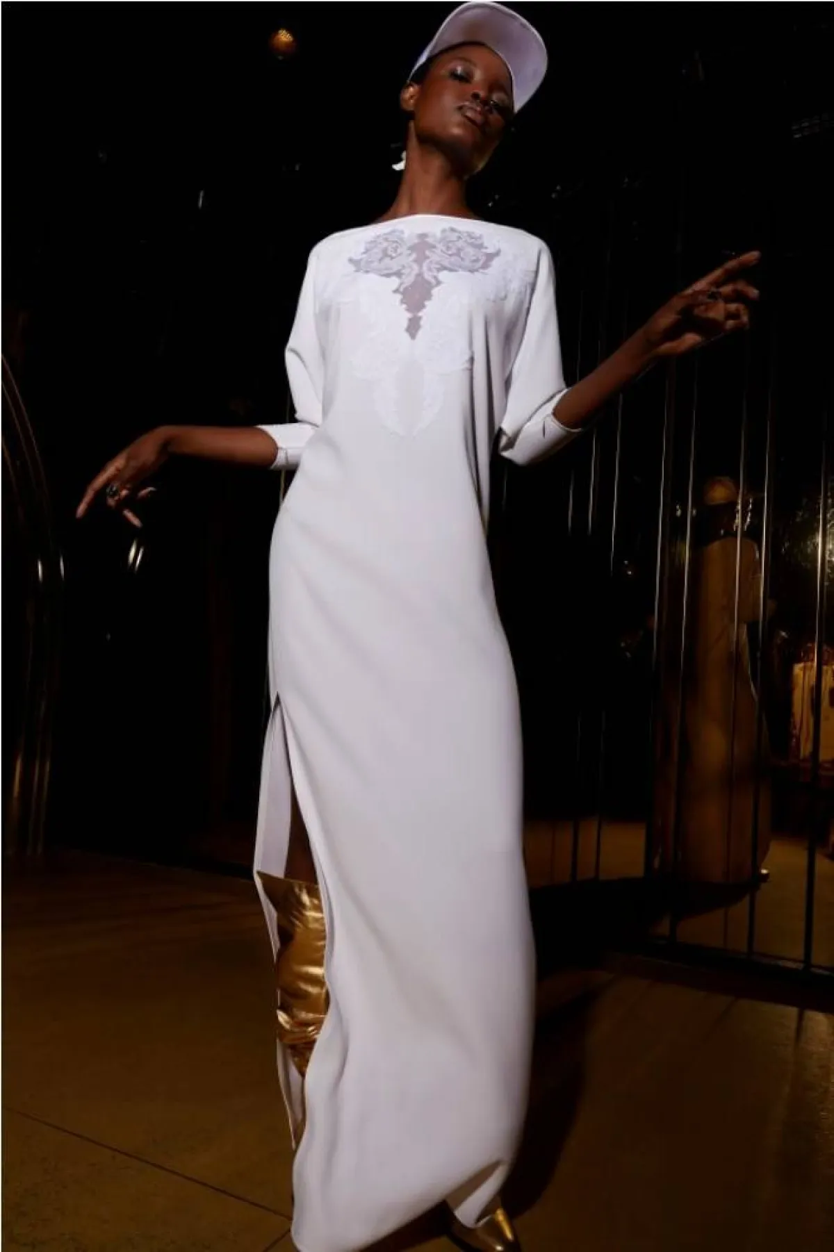 فساتين باللون الأبيض  من ألكسيس مابيل  Alexis Mabille