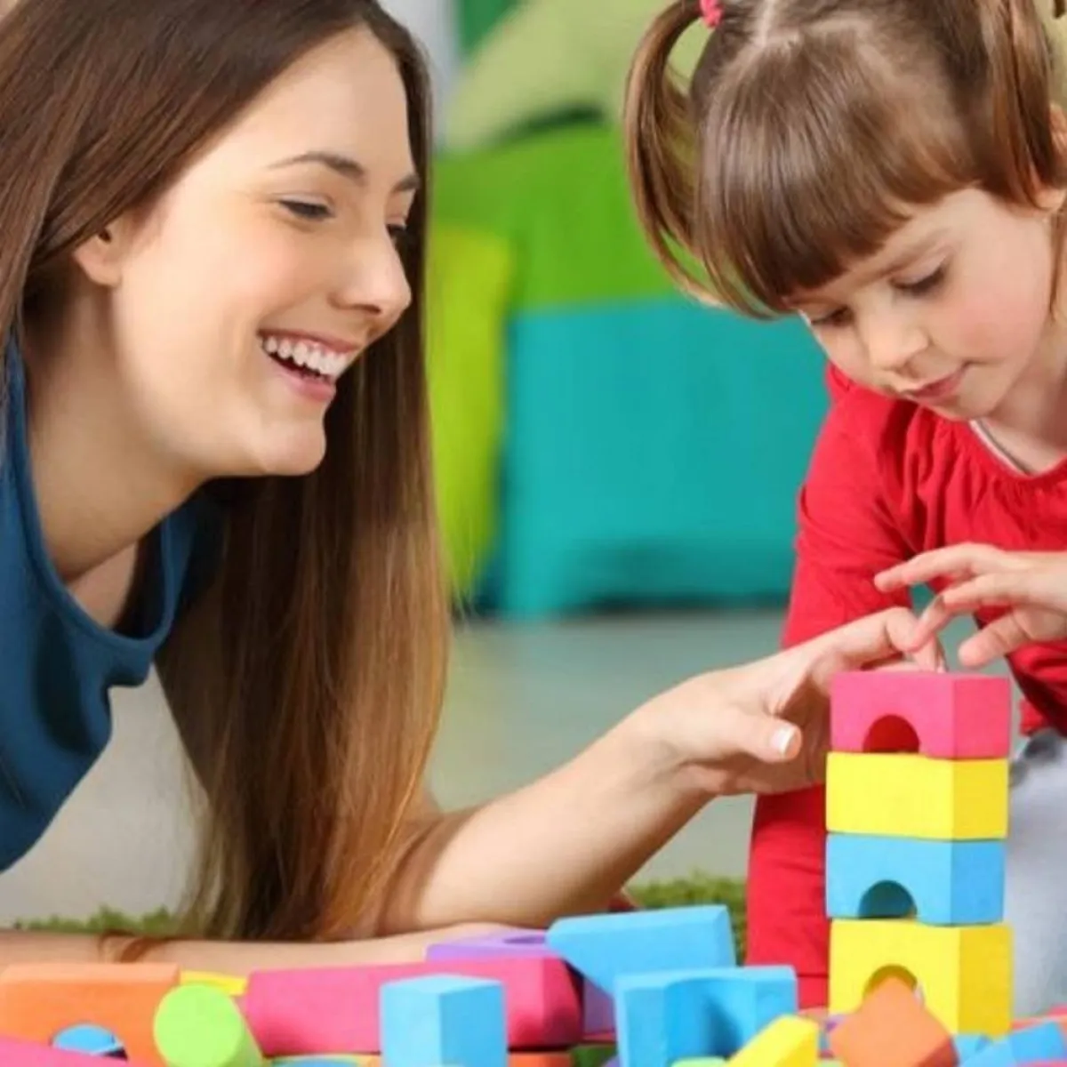 صورة لأم وطفلها