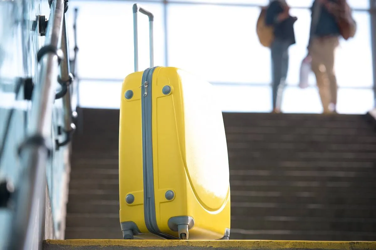 ينصح بضرورة اختيار حقيبة بحجم مناسب