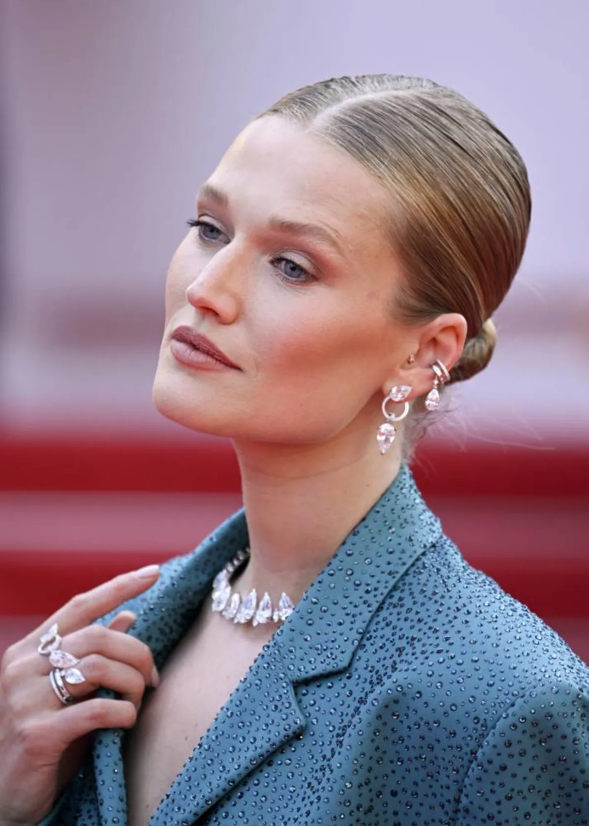مجوهرات Toni Garrn