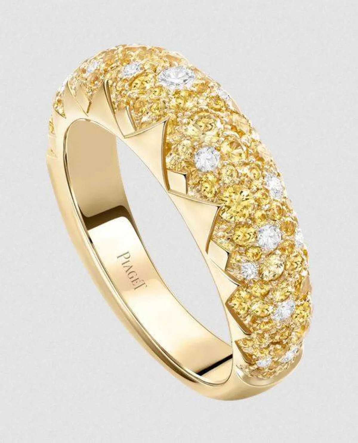 خاتم مرصع بحجر الزفير الأصفر من بياجيه Piaget