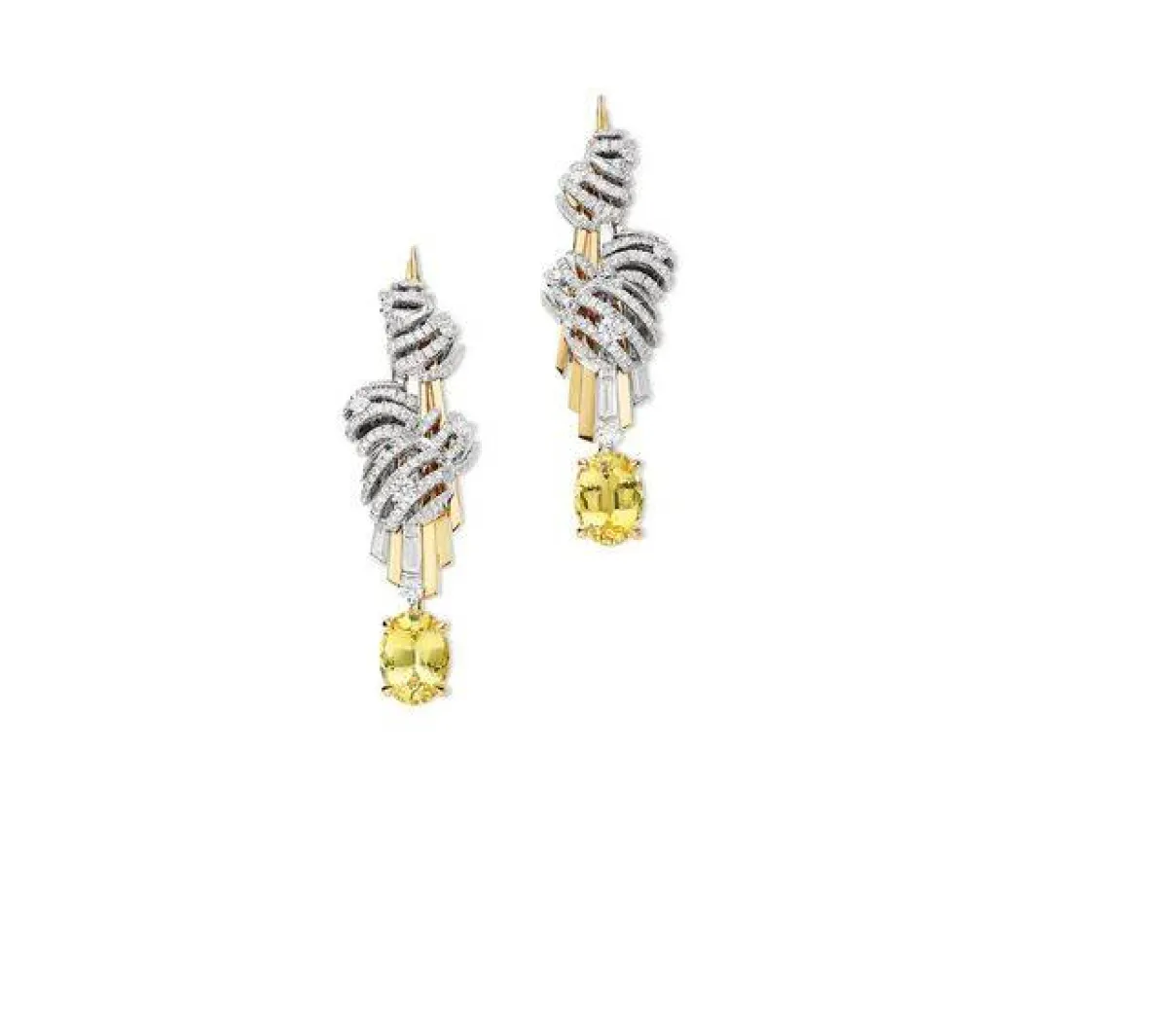 أقراط مرصعة بحجر الزفير الأصفر من شوميه Chaumet