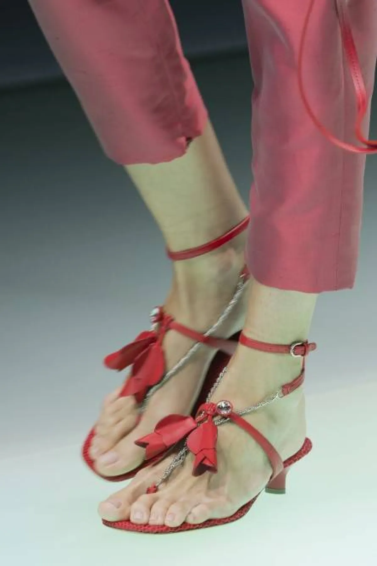 موديلات صنادل صيفية