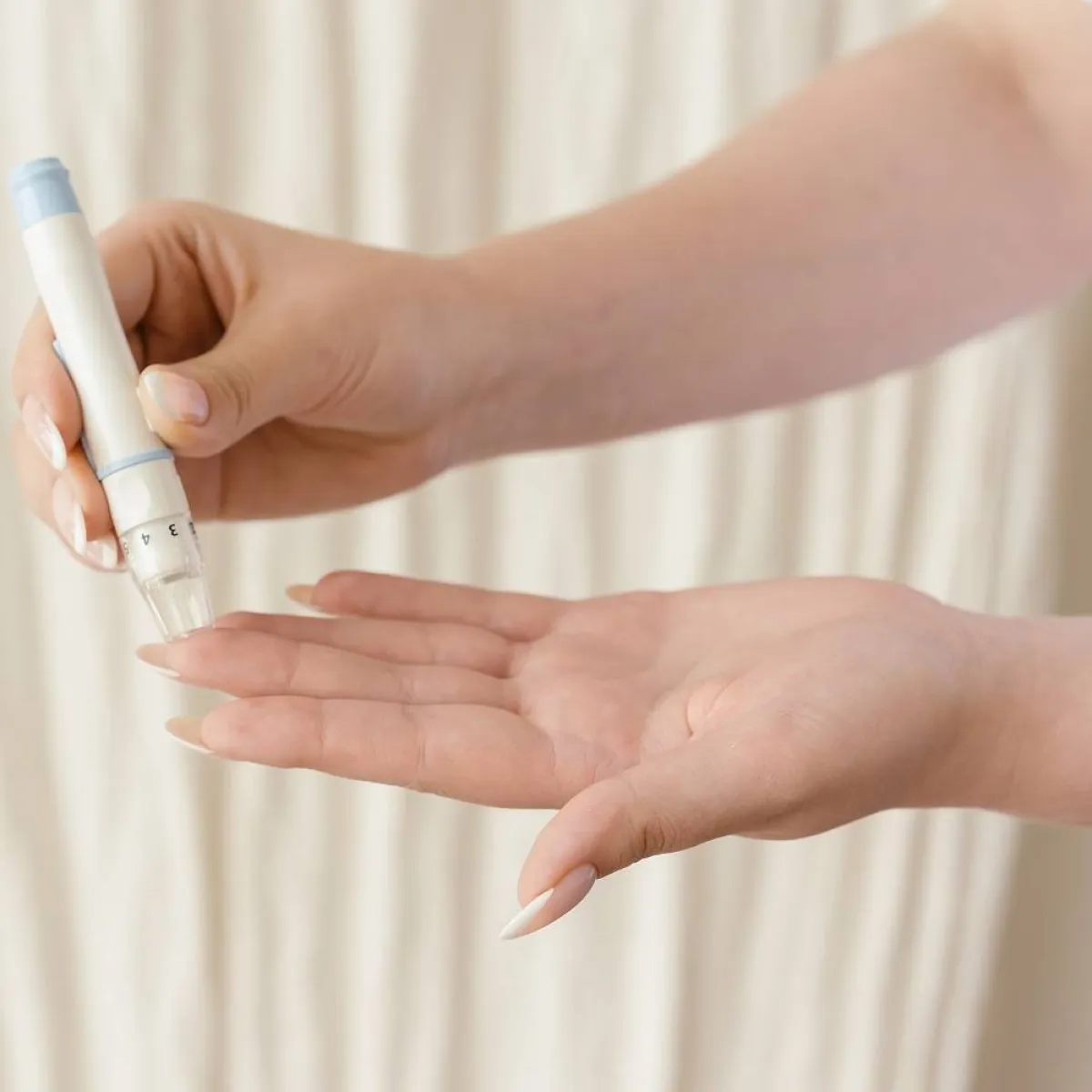 صورة تعبيرية لفحص سكر الدم