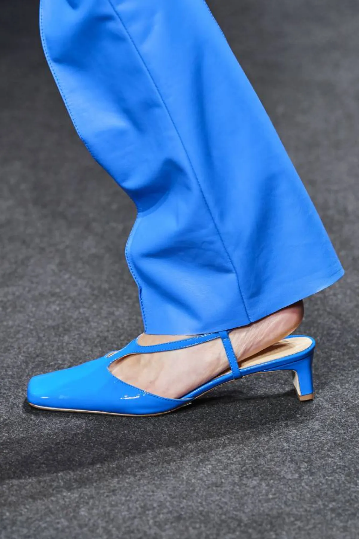 حذاء باللون الأزرق من Drome 