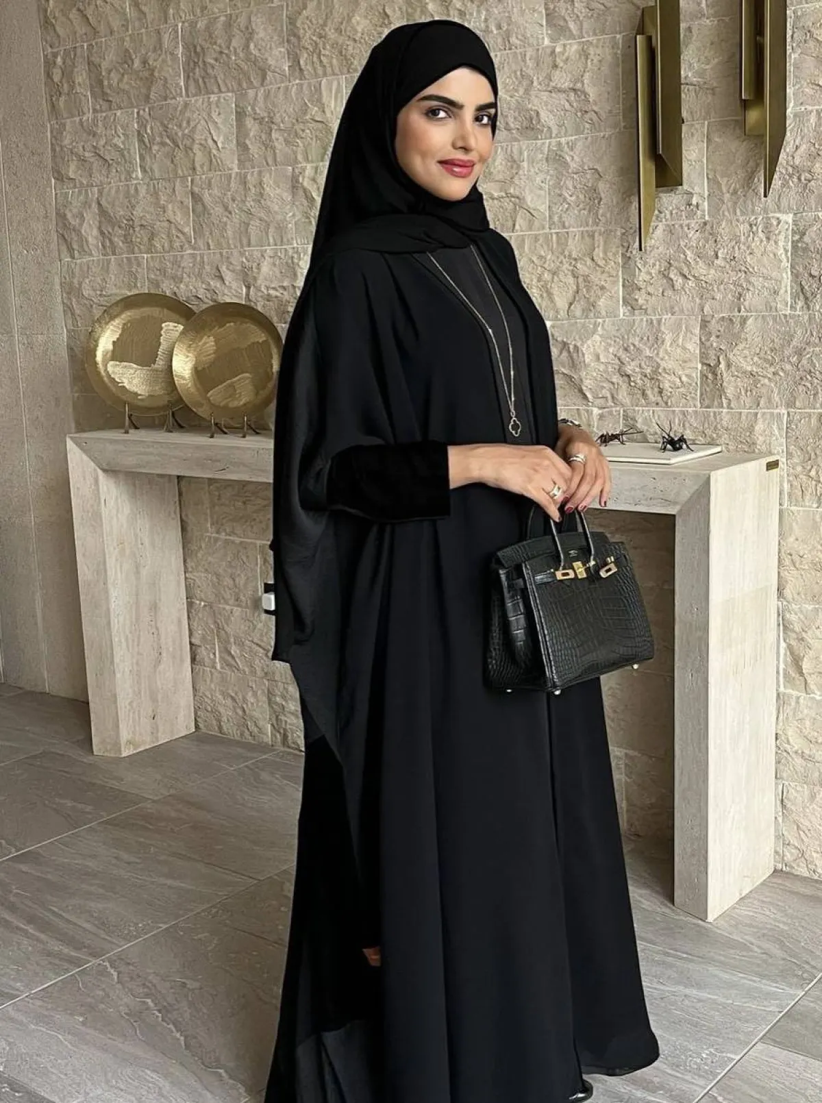 اطلالة كلاسيكية