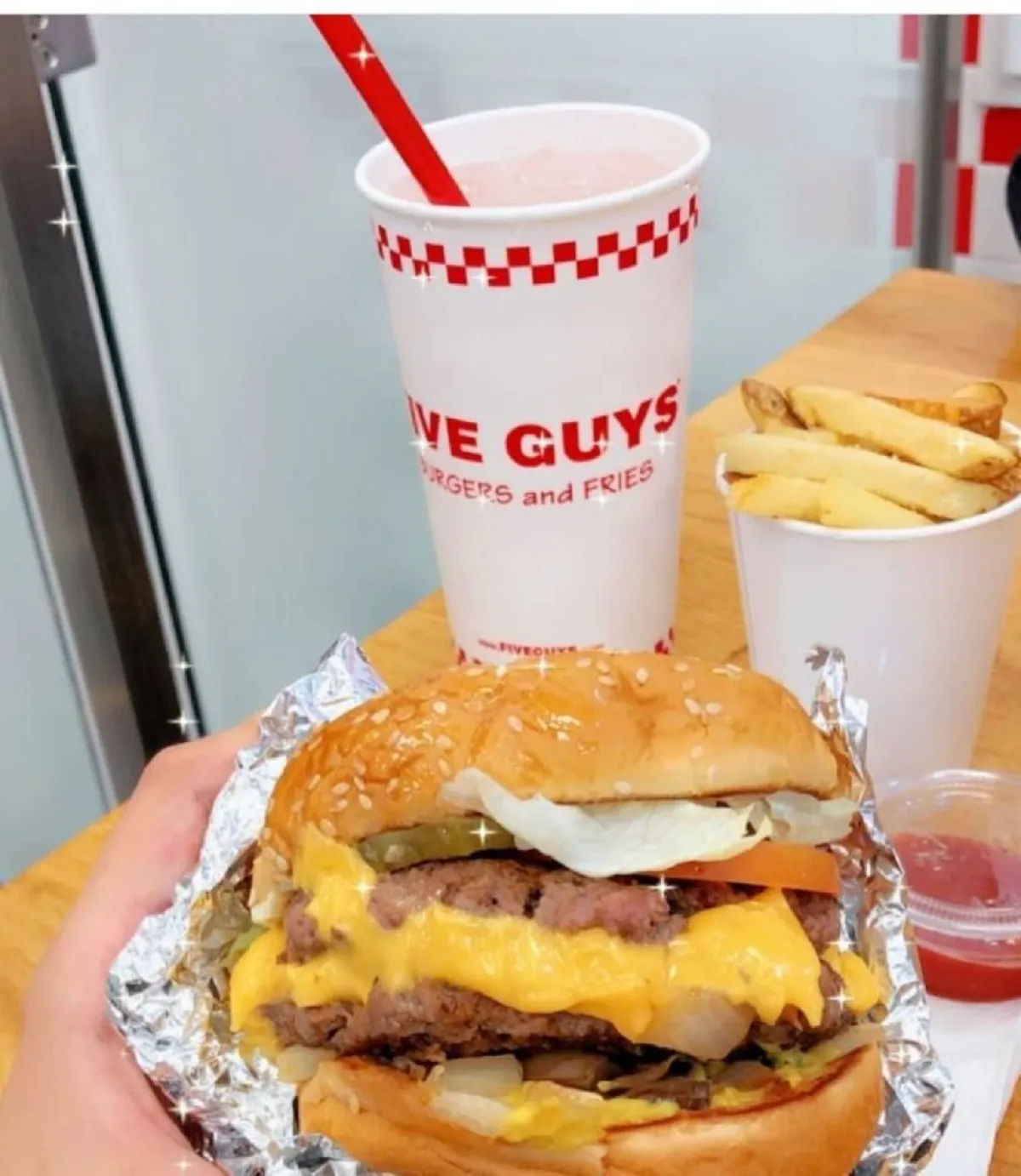 مطعم فايف جايز