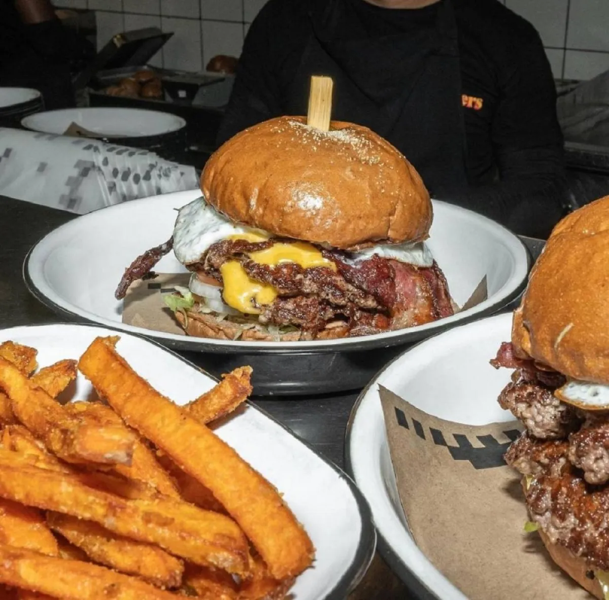 مطعم سكشن بي