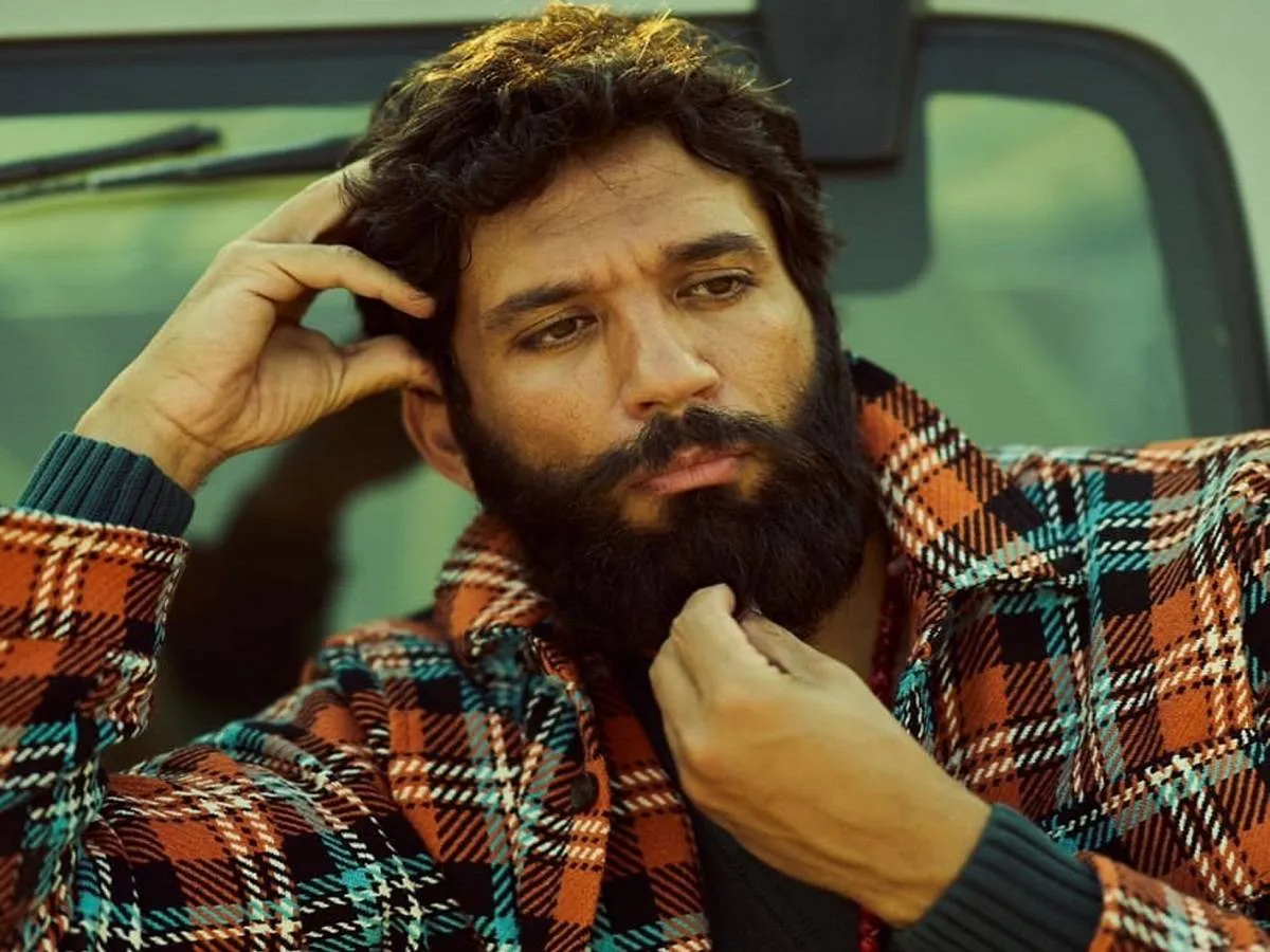 الفنان حسن الرداد