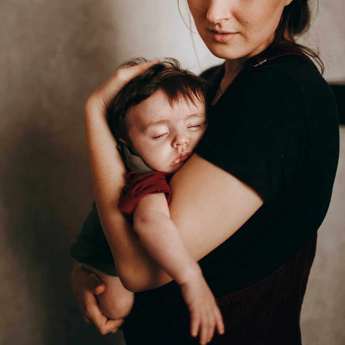 صورة لأم ورضيعها