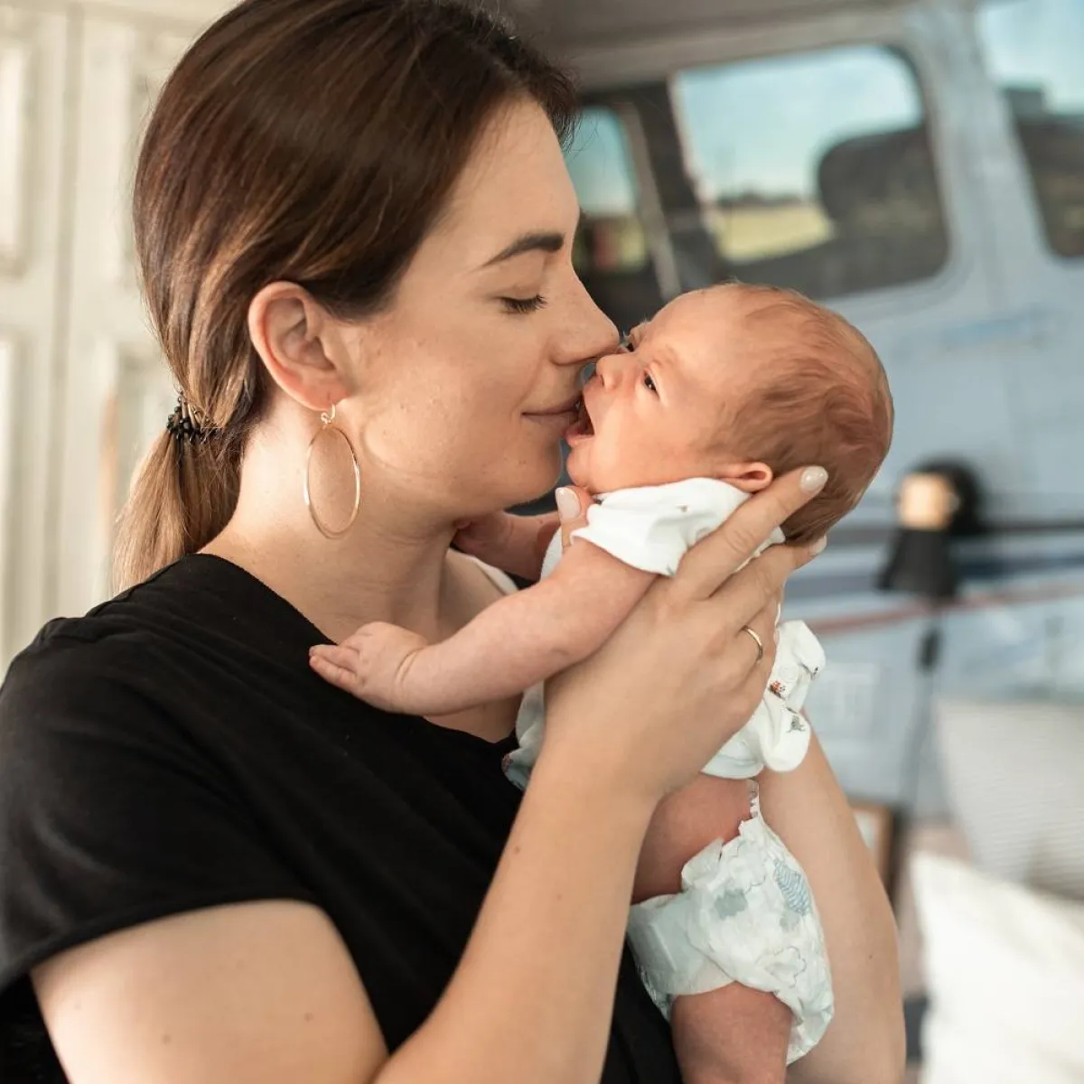 صورة لأم ورضيعها