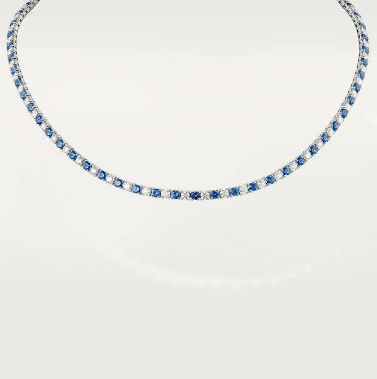 قلادة مرصعة بالياقوت من كارتييه Cartier