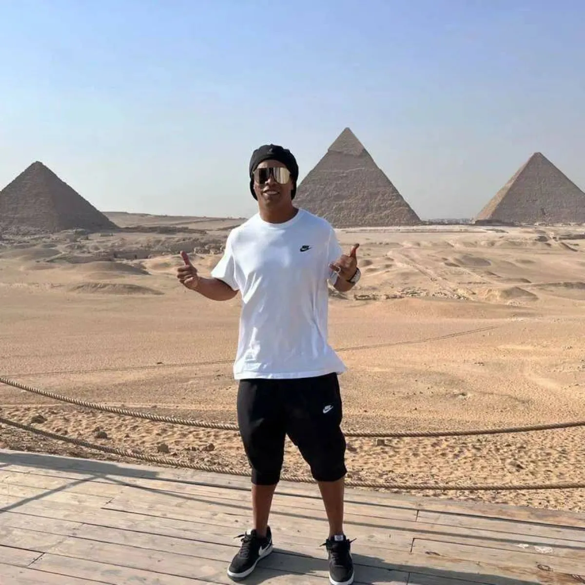 رونالدينهو - صورة من حسابه على إنستجرام من زيارته إلى مصر