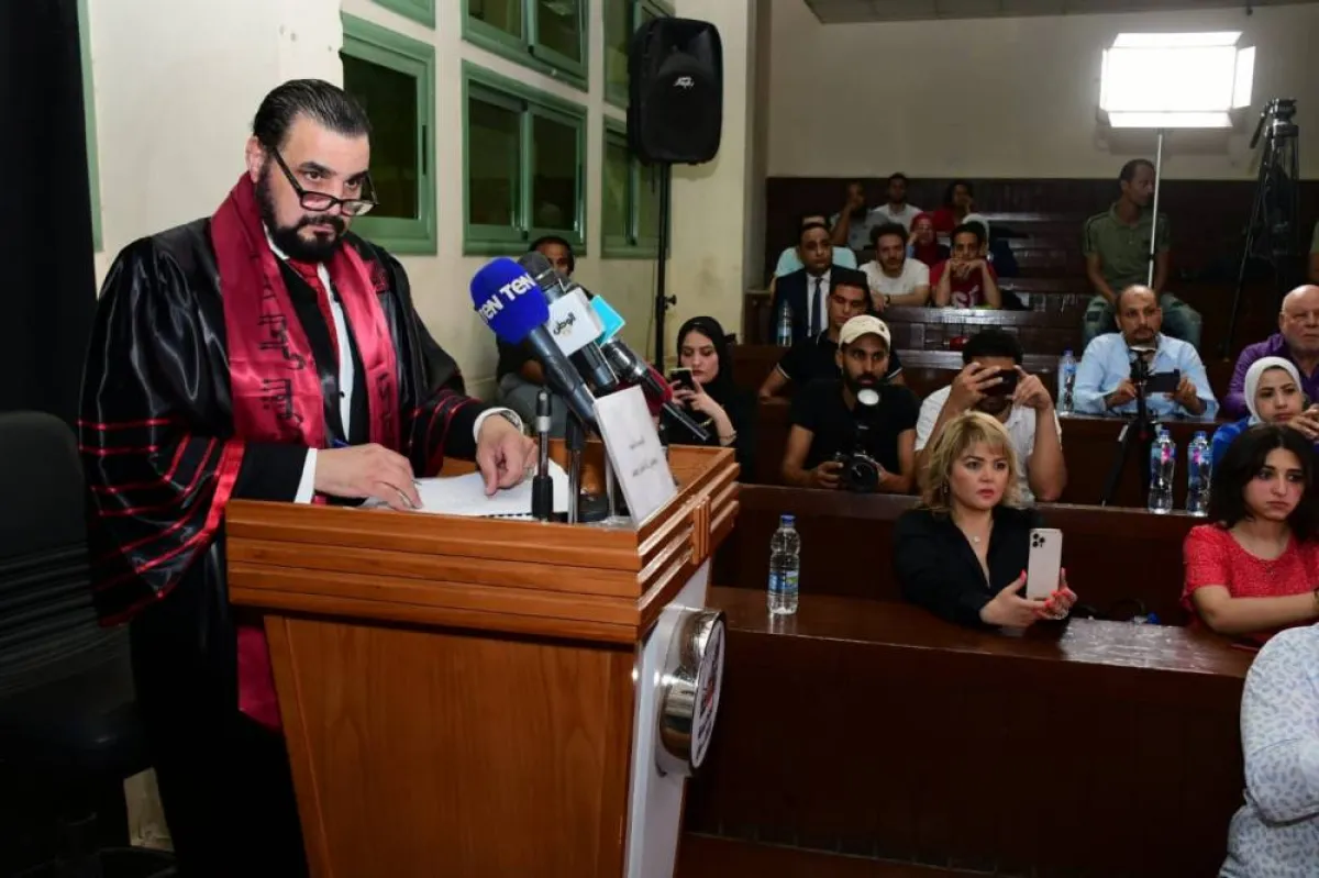 مجدي كامل يناقش رسالة الدكتوراه - الصورة من حساب مها على فيسبوك