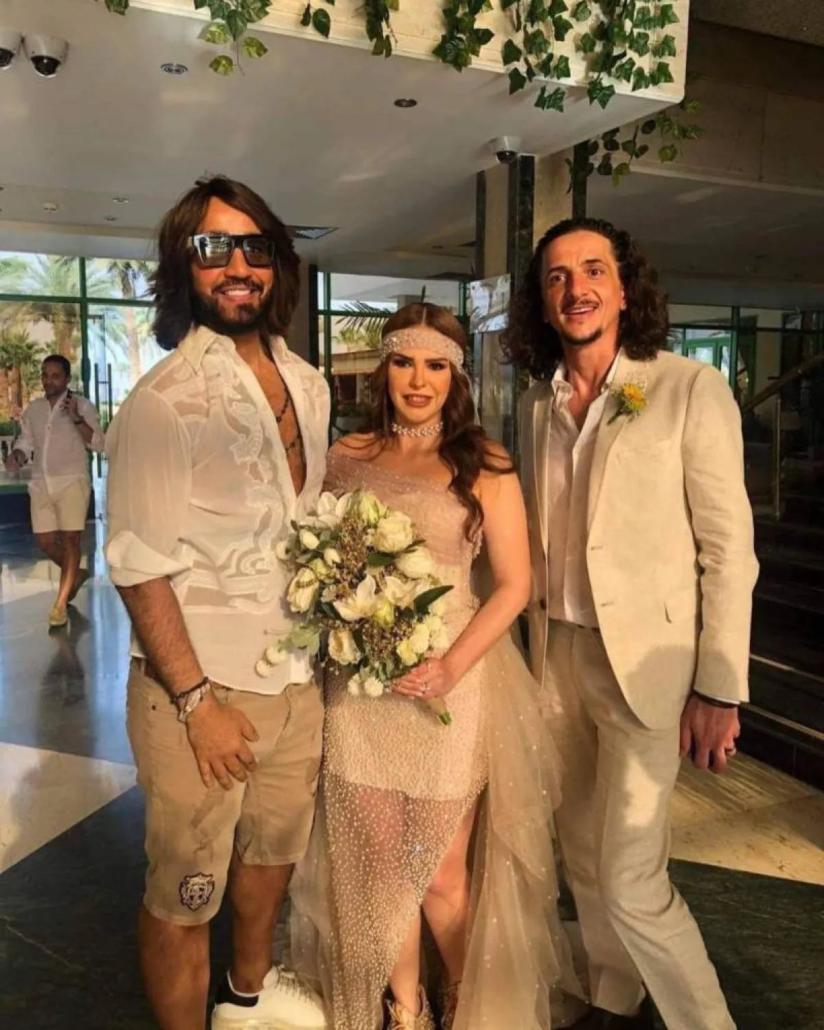 دنيا عبد العزيز وزوجها مصطفى كامل وهاني البحيري - صورة من حساب الصحفي ومعد البرامج عادل النقيب على إنستجرام