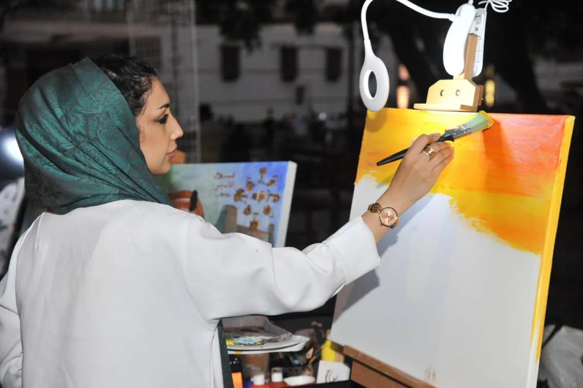 فنانة مشاركة