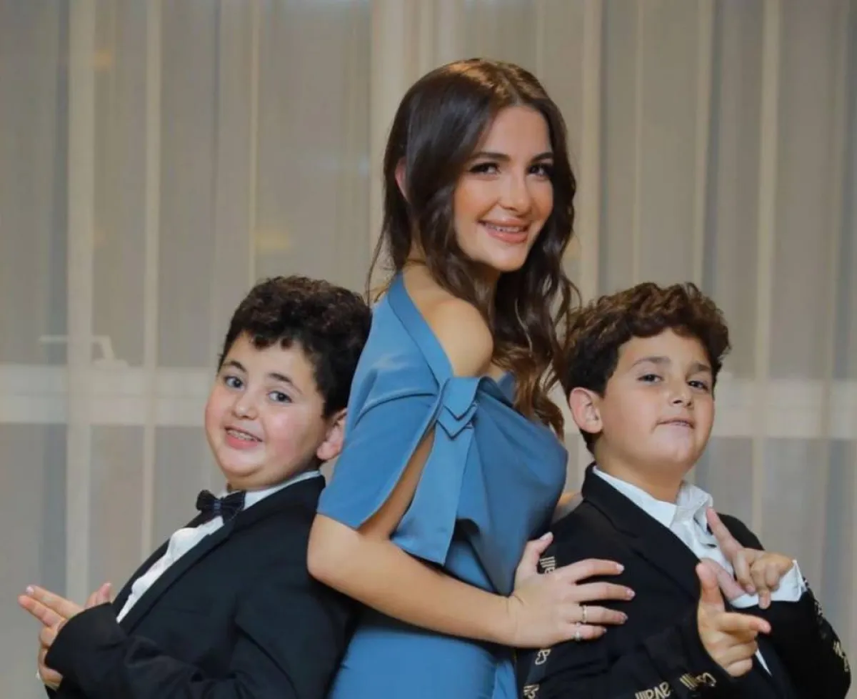 أبناء أصالة التوأم آدم وعلي - الصورة من حساب شام الذهبي على انستغرام