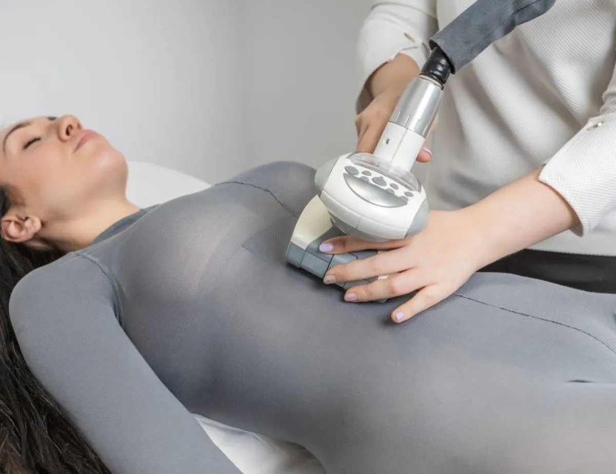 تقنيات تجميلية لإذابة الدهون