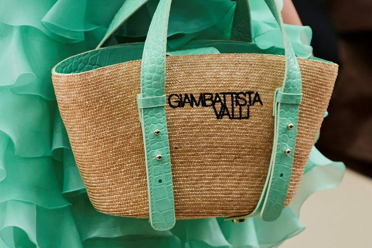 موديلات حقائب قشّ