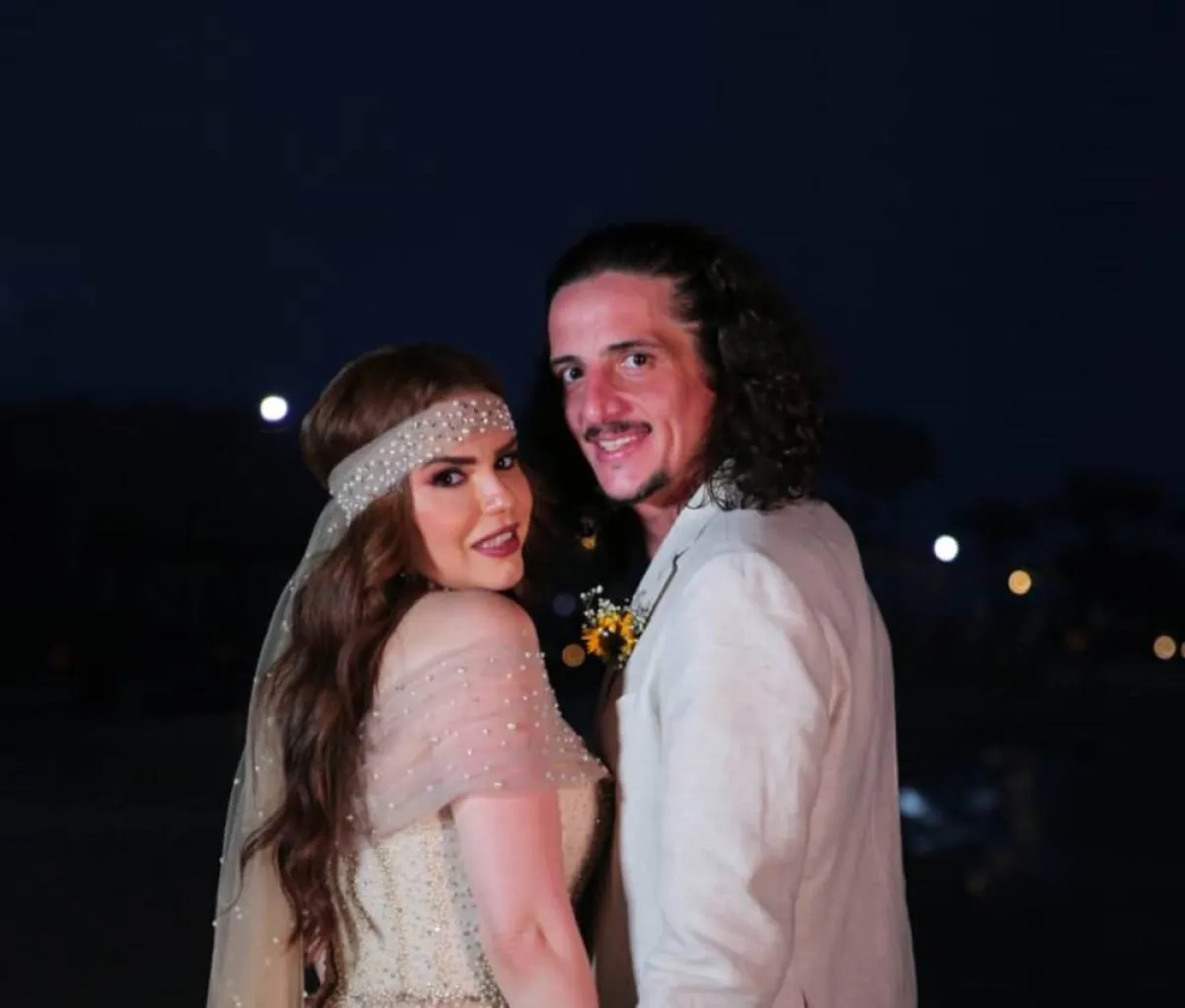 دنيا عبد العزيز من حفل زفافها - الصورة من حسابها على انستغرام