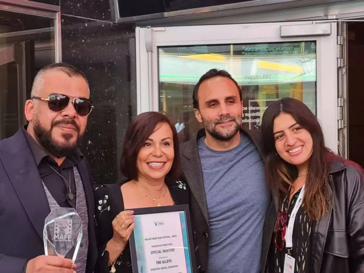 أبطال الفيلم أثناء التكريم في مهرجان مالمو - صورة من حساب الفيلم على فيسبوك