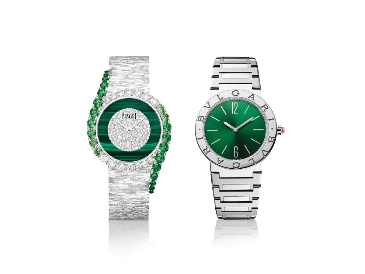 ساعات باللون الفضي والأخضر