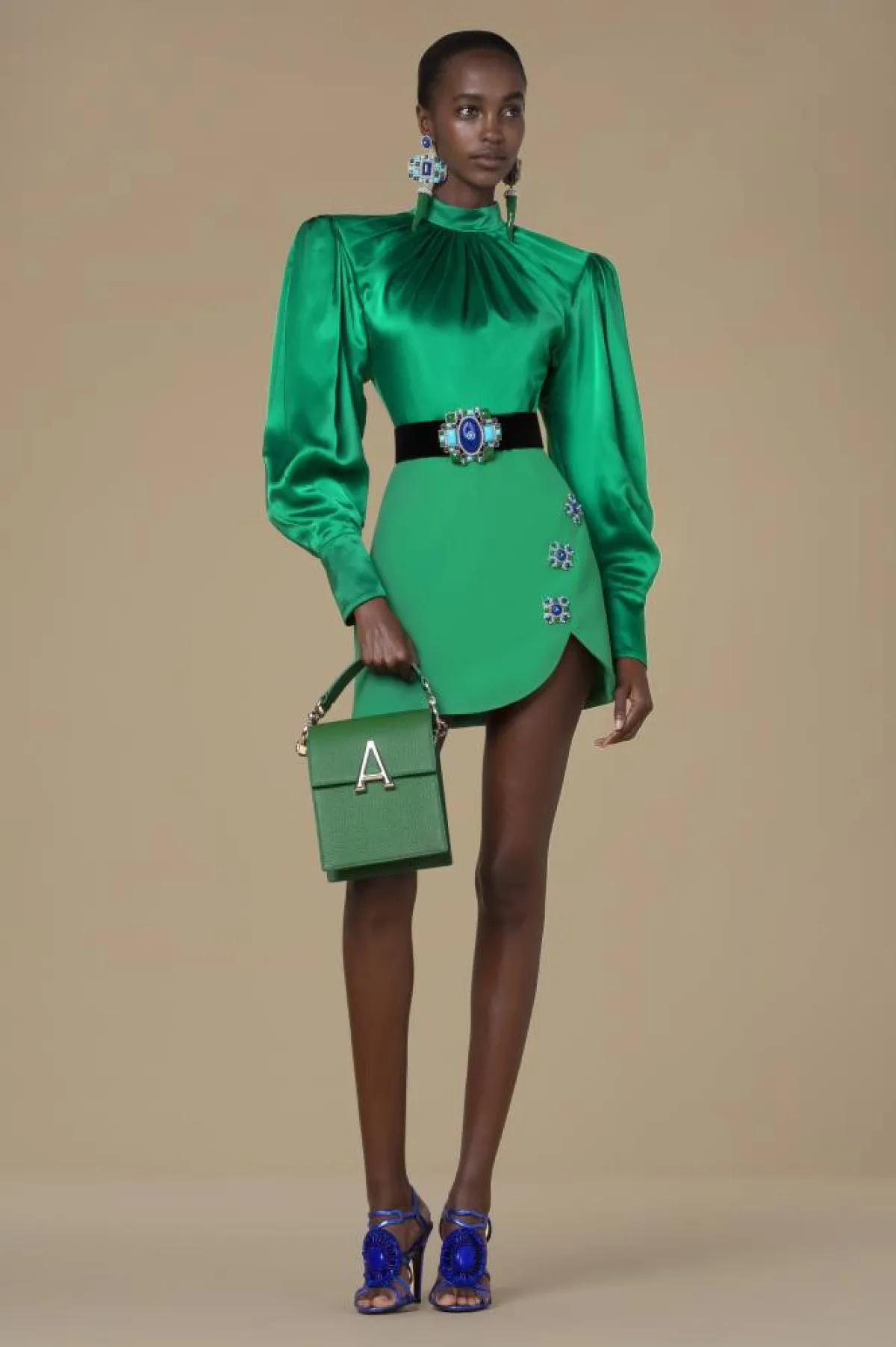 فستان باللون الأخضر من أندروا جين Andrew GN  