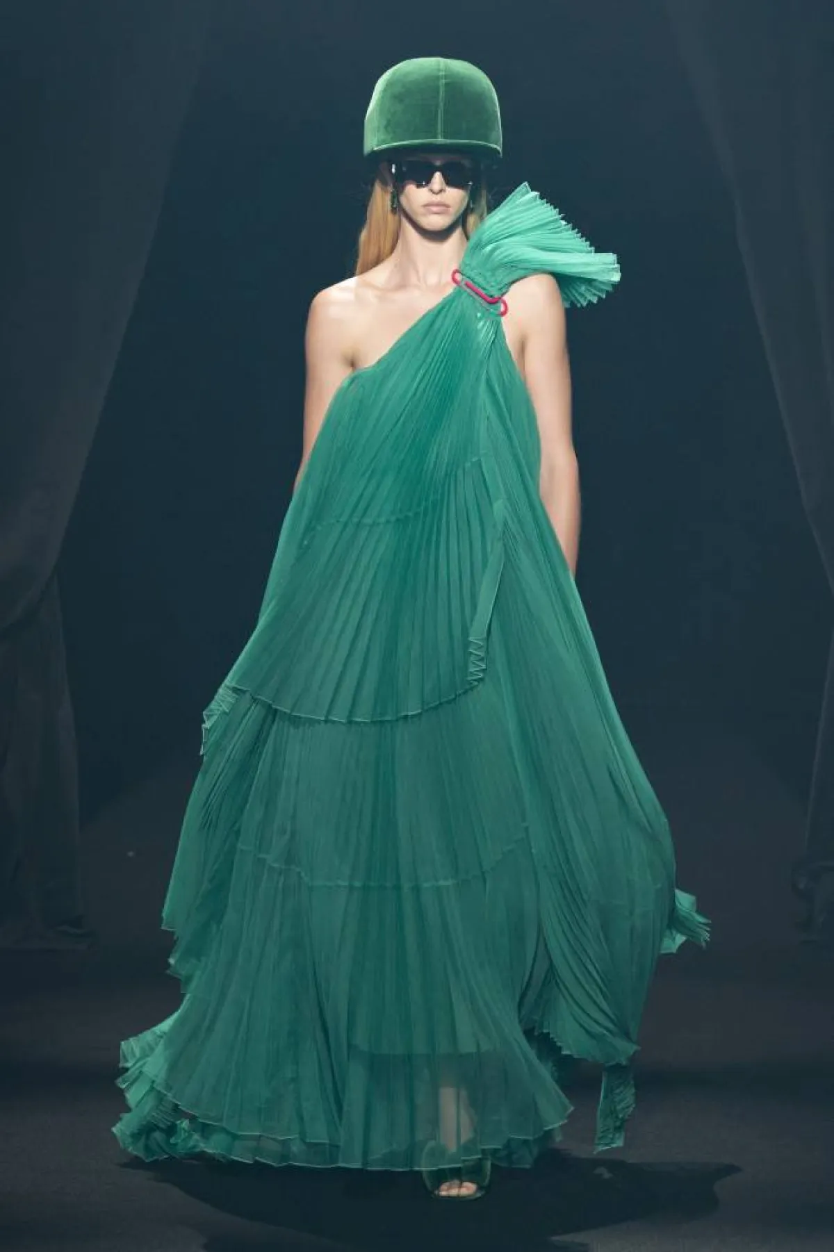 فستان باللون الأخضر من AZ Factory 