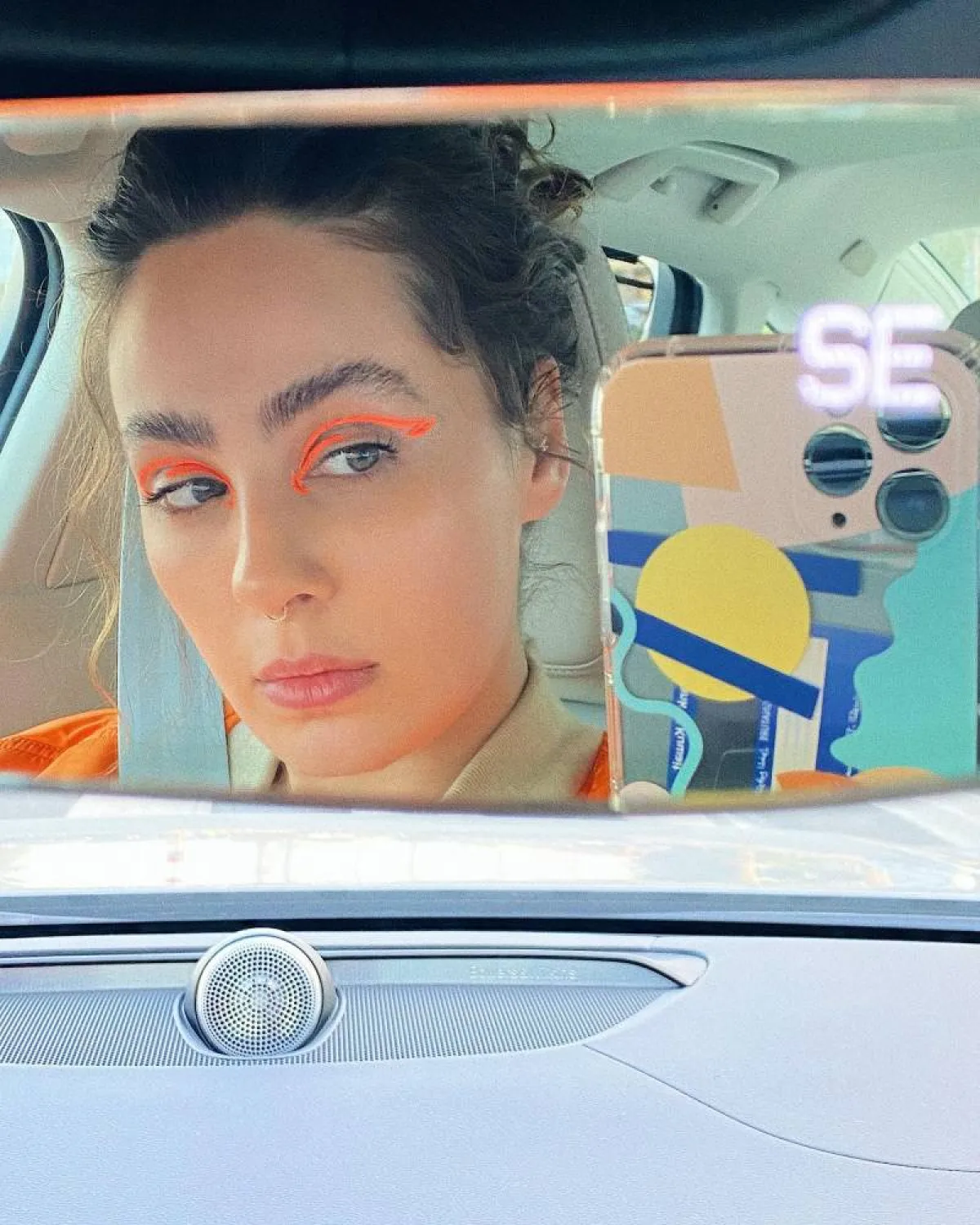 مكياج عيون من آسيا عاكف