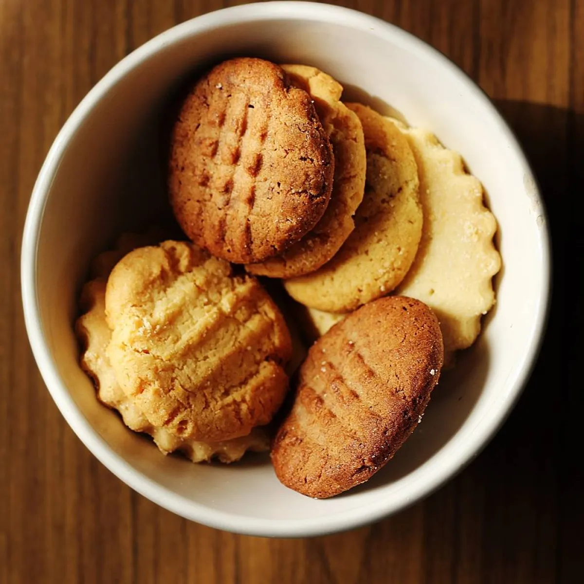 صورة لطبق يحوي كعك العيد