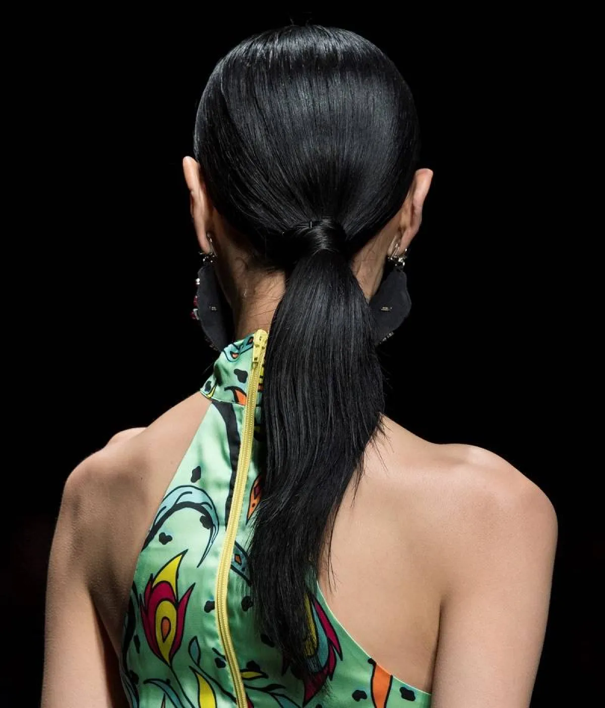 تسريحة شعر ذيل الحصان لعيد الفطر 2022