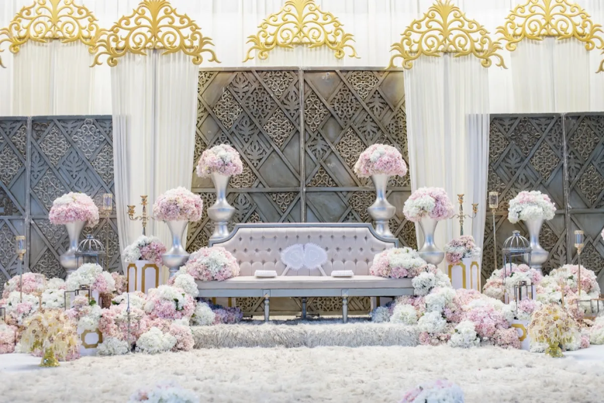 ورود مناسبة في تصميم ديكورات الكوشة