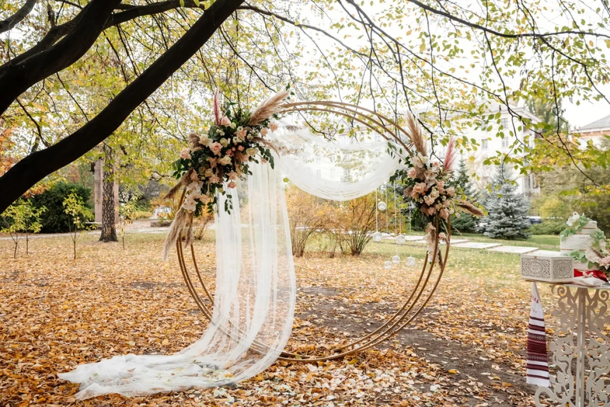 ورود مناسبة في تصميم ديكورات حفلات الزفاف