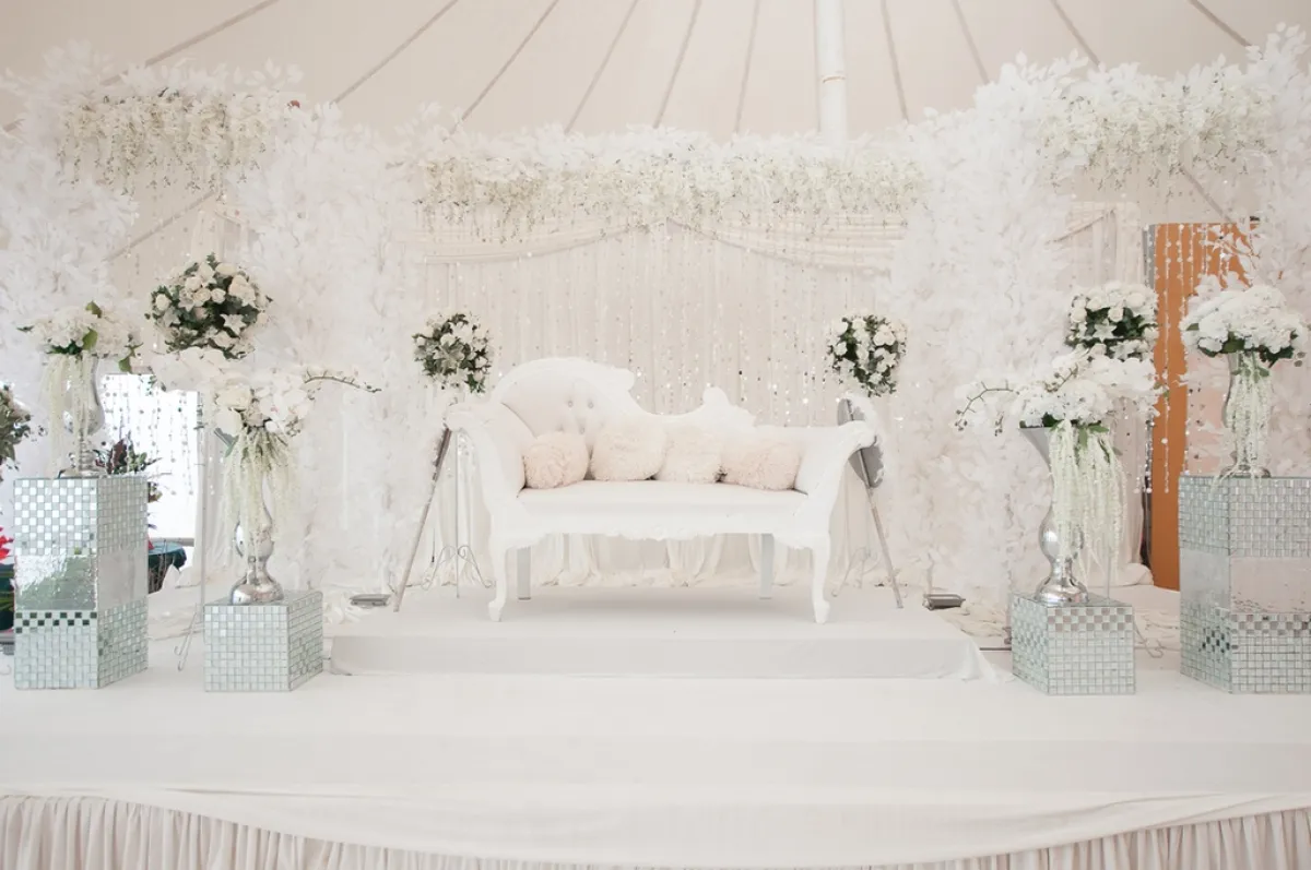 ديكورات الكوشة تلفت أنظار المدعوين