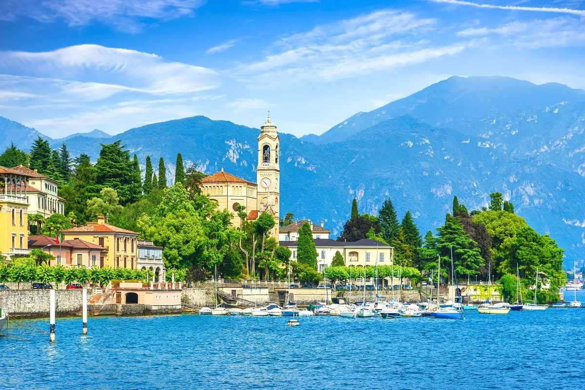 إطلالة على بحيرة كومو