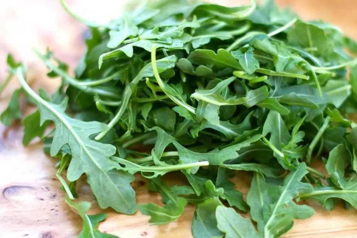 لا تحرمي صحتك من فوائد الخضروات الورقية الخضراء