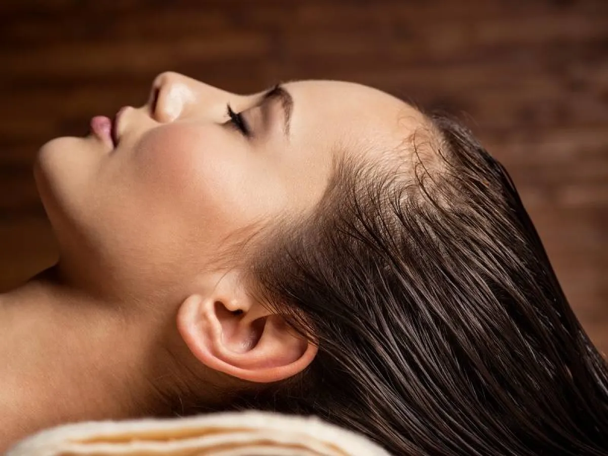 خلطة البصل والثوم والبيض للشعر