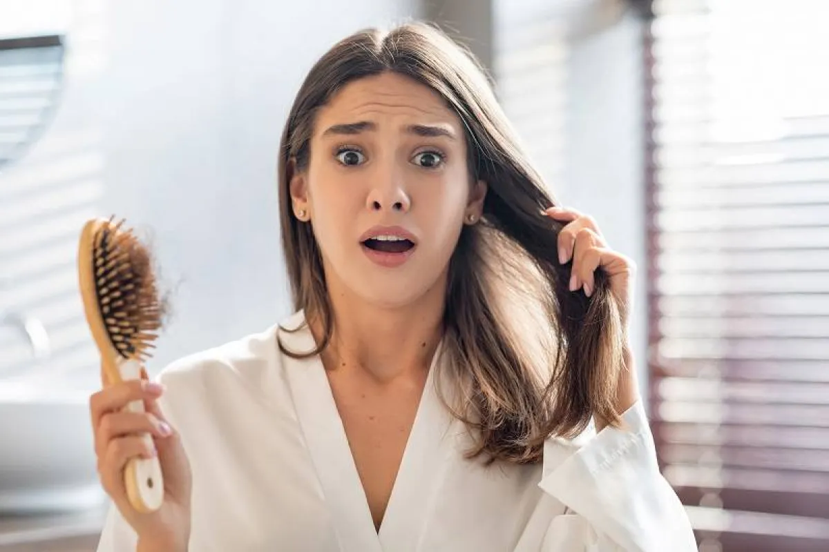 الشعر التالف